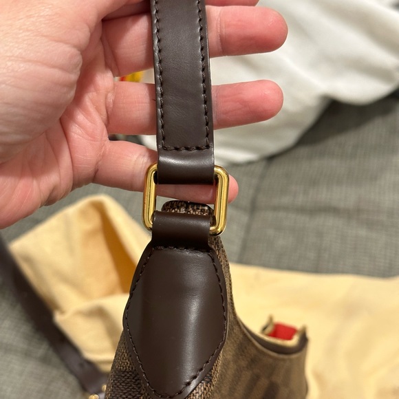 Louis Vuitton Bloomsbury PM - Picture 5 of 16